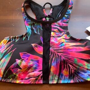 NWT‎ Beach Lingo Crop High Neck Swimwear Top Sz S